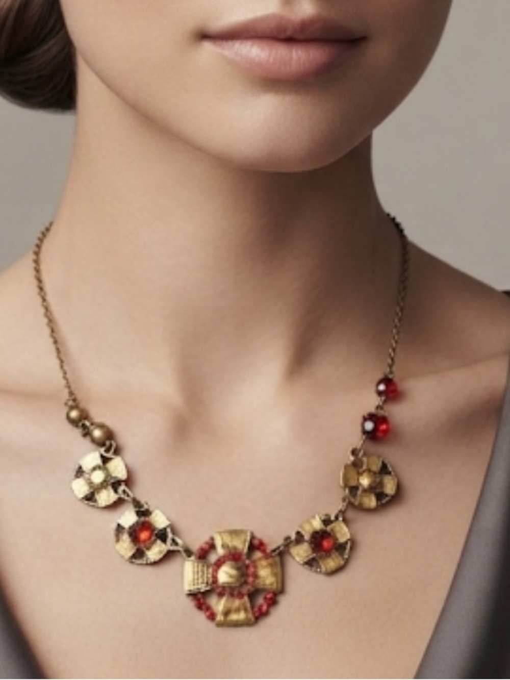 Beautiful pilgrim necklace